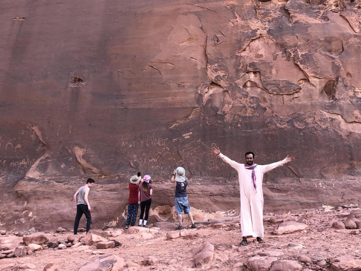 Desert Island Camp Wadi Rum Buitenkant foto