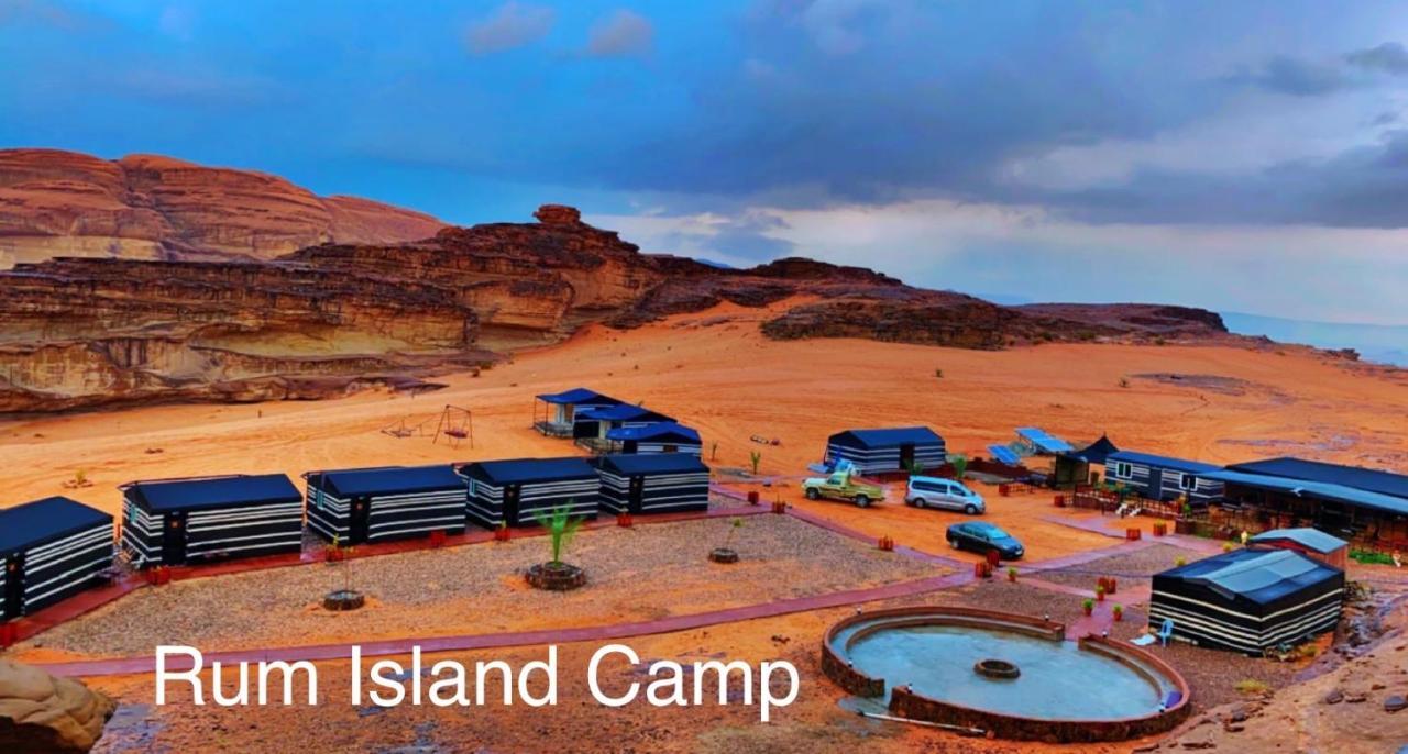 Desert Island Camp Wadi Rum Buitenkant foto